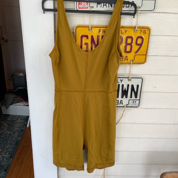 Sweat intention onesie lululemon - Picture 6 of 6